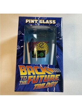 2016 Diamond Select Toys Back to the Future 2: Cafe '80s Logo Pint Glass NIB NEW
